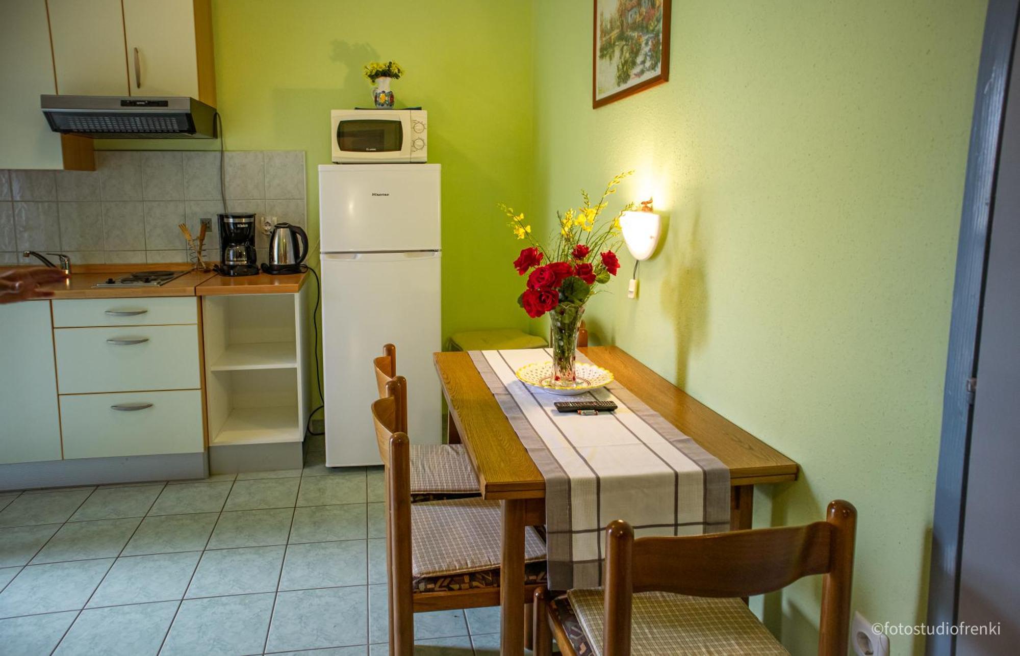 Guesthouse Marija Lopar Buitenkant foto